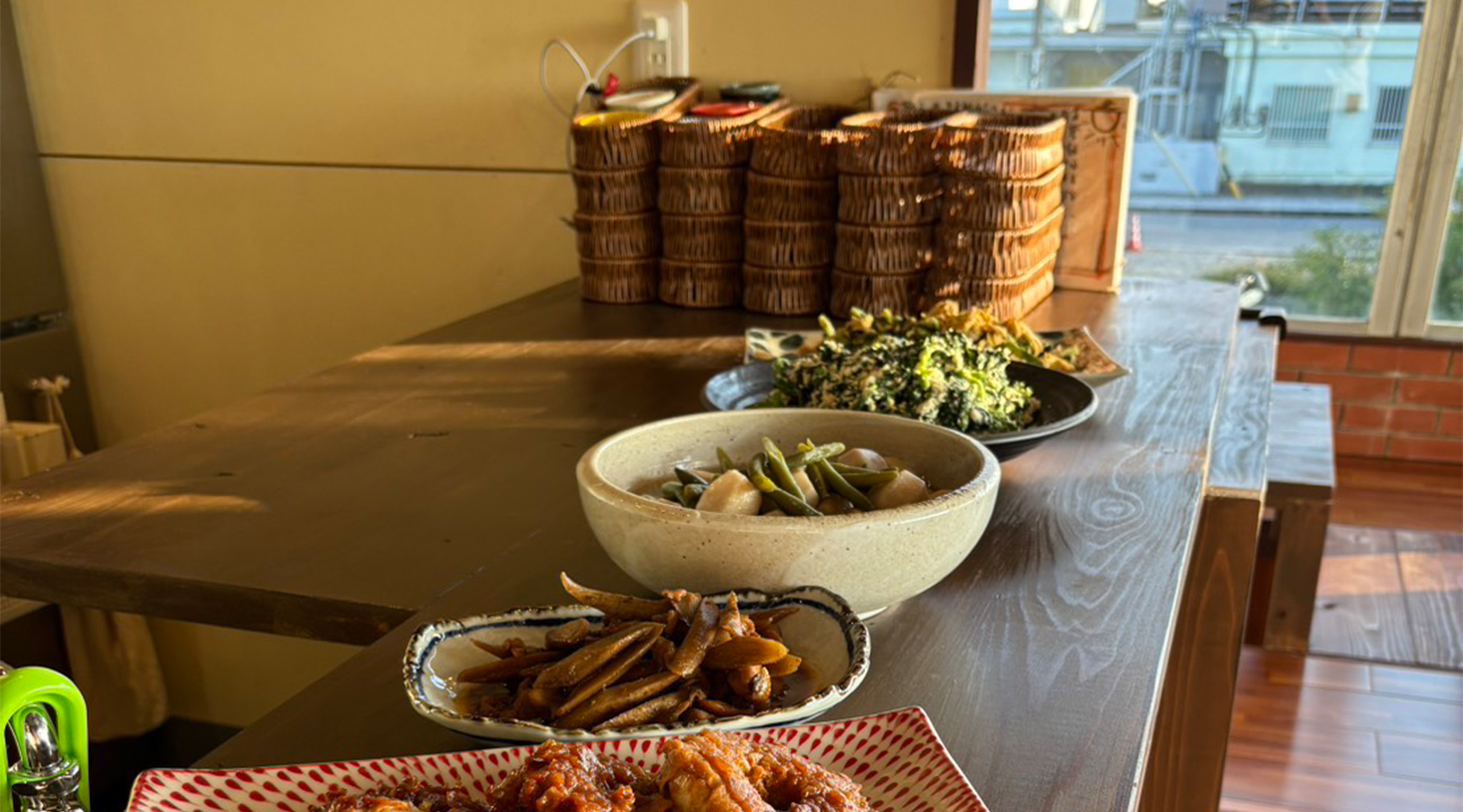 沖縄あぐーしゃぶしゃぶとおばんざいのお店　神威のサブ写真１